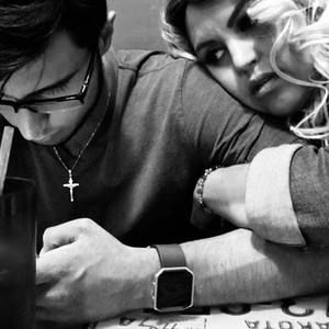 Meet your Posher, Victor